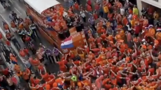 VIDEO Najbolji navijači na Euru? Rijeka Nizozemaca priredila šou