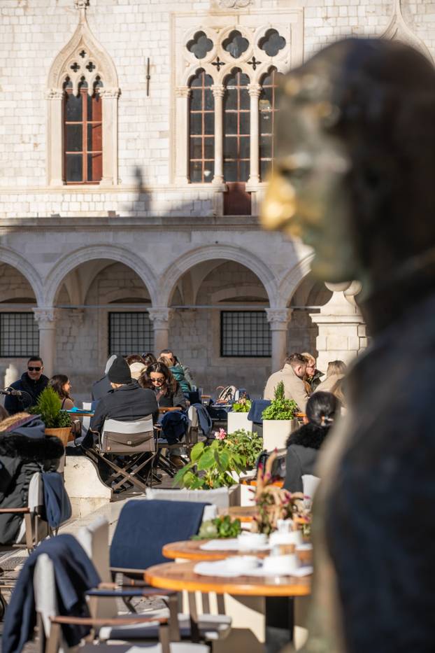 Sunčano i hladno vrijeme u Dubrovniku