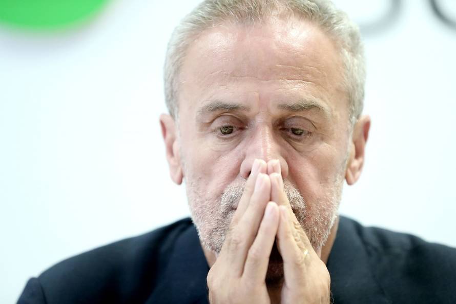 Zagreb: Stranka rada i solidarnosti predstavila  prijedlog za poveÄanje plaÄa u obrazovanju