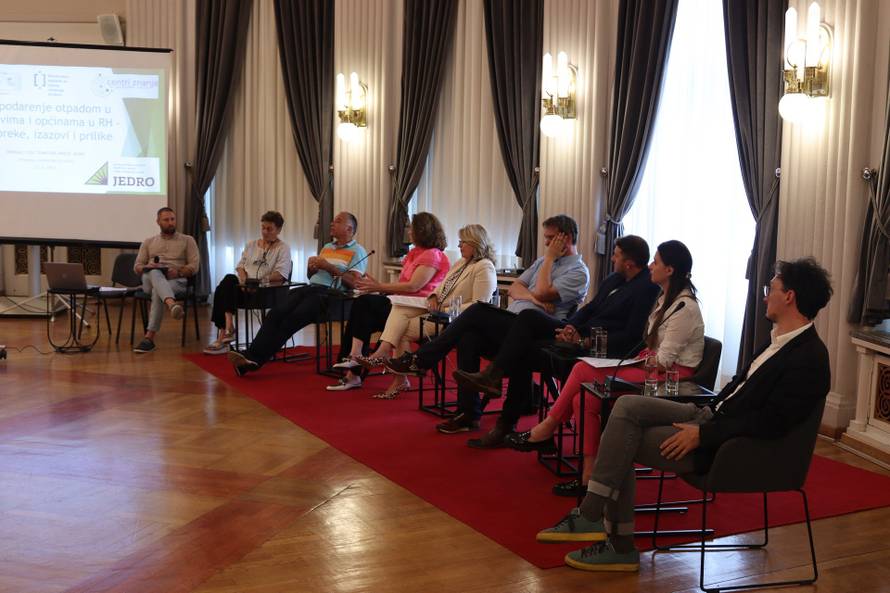 Napredak u gospodarenju otpadom postoji, ali je neujednačen i nedovoljan!