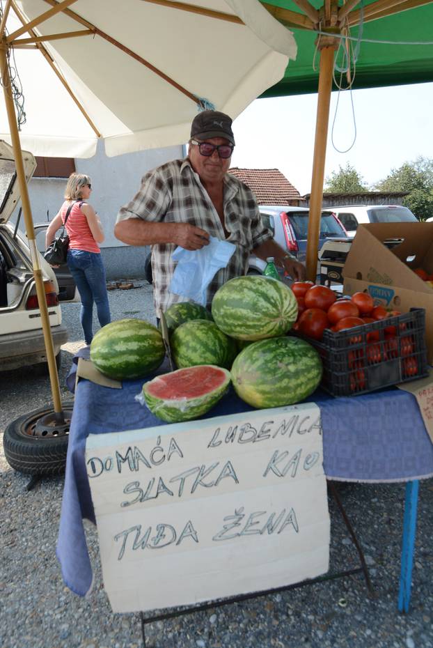 Lubenice slatke kao tuÄa Å¾ena mogu se kupiti u Velikom GrÄevcu