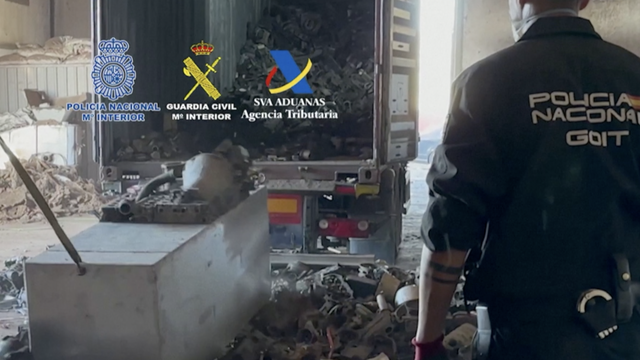 Španjolski policajci pronašli 720 kilograma kokaina u kamionu koji je prevozio staro željezo