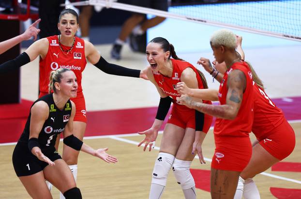 Women's World Championships - Semi Final - Japan v Turkey