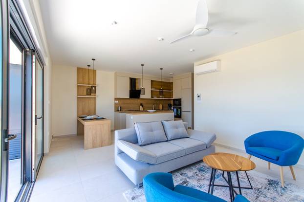 FOTO Kakva vila! Prodaju je na Šolti. Grijani bazen, a more na 150 metara. Saznali smo cijenu