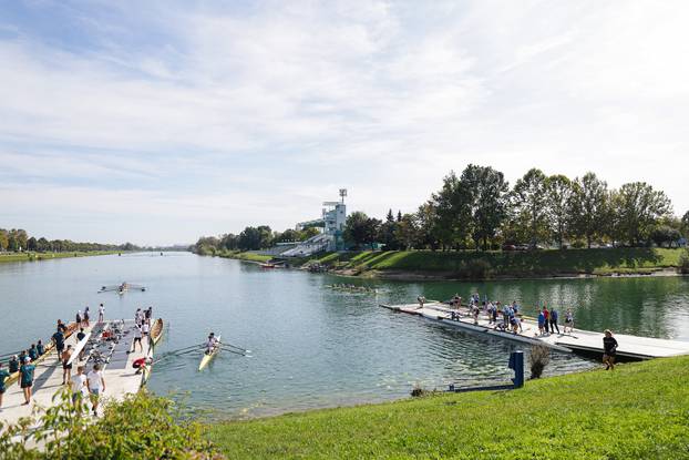 Zagreb: Veslačka regata za Hrvoja Turibaka