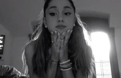Ariana Grande nakon tragedije: 'Slomljena sam, jako mi je žao'