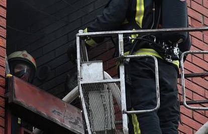 Rusija: Dječak (2) i curica (4) poginuli u požaru stana