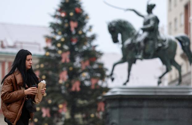 Zagreb: Lagani sniježni pokrivač u središtu grada