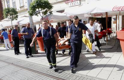 Osijek: Vatrogasci sa skele spasili radnika kojem je pozlilo