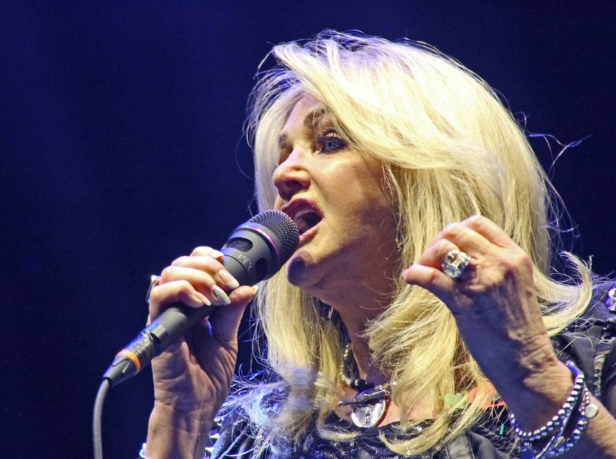 *ARCHIVE* Bonnie Tyler Undergoes Successful Emergency Surgery In Faro, Portugal After Perforated Intestine ? 07 May 2026