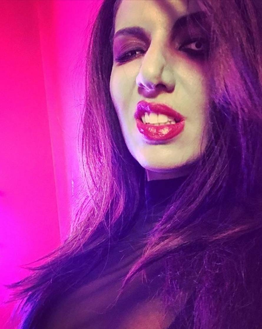 'Imala sam 16 kad me poljubio. Fetiš mu je bio gledati me dok sam imala odnose s drugima...'