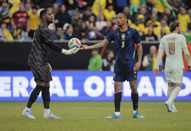 International Friendly - Brazil v France