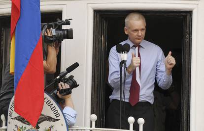 Assange se obratio javnosti: Obama, zaustavi lov na vještice