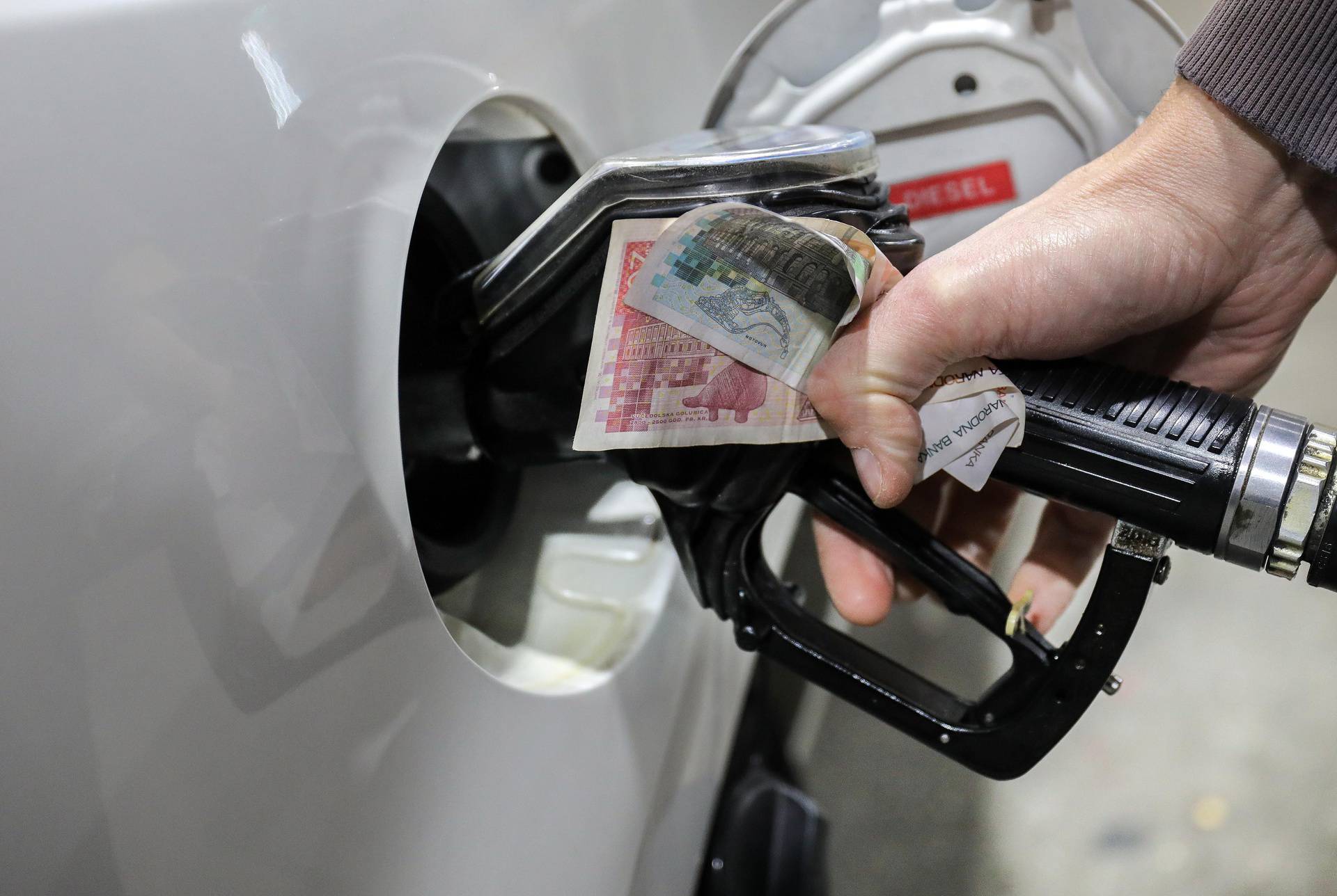 Opet poskupljenje: Pogledajte koje su nove cijene goriva