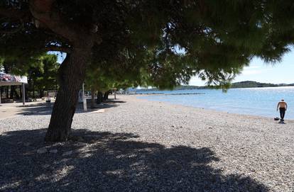 FOTO Stigla jesen, a plaže u Dalmaciji skroz puste i prazne