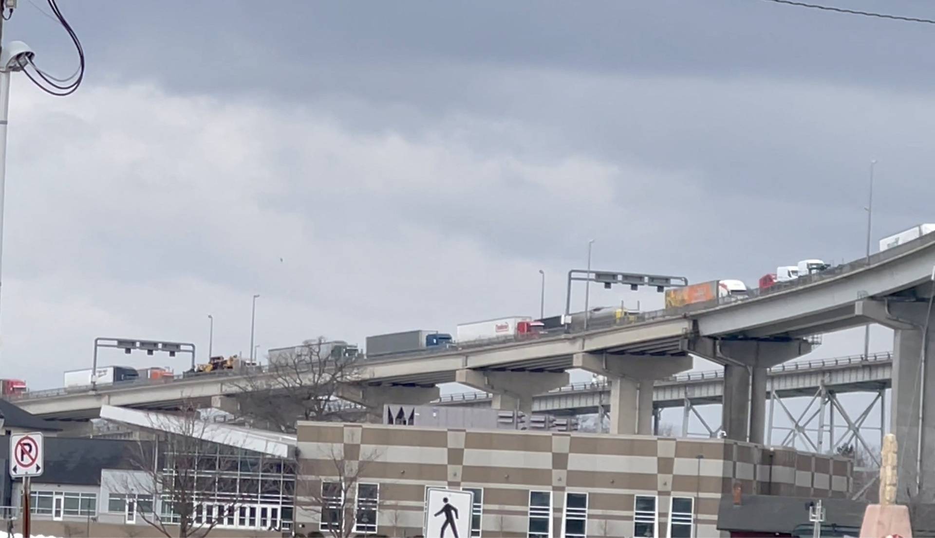 Trucks block Blue Water Bridge in Sarnia, Ontario