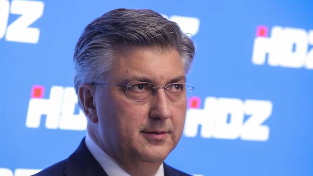 Zagreb: Premijer Plenković objavio da će parlamentarni izbori biti prije izbora za EU parlament
