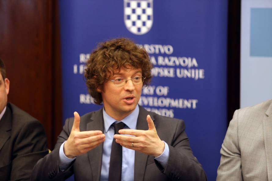 Ministarstvo poziva na dijalog: Reforma je iznad svih grupacija