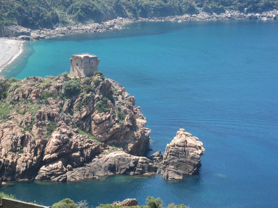 Spektakularni napušteni dvorci daju mrvice iz nestale prošlosti