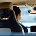 Pritiskom na 'tajnu' polugicu na retrovizoru svog automobila u trenu ćete bolje vidjeti noću