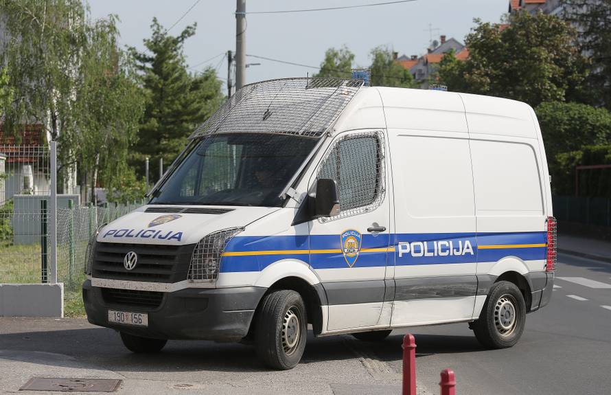 Haker (19) ide u pritvor: Na bitcoinima je zaradio milijune
