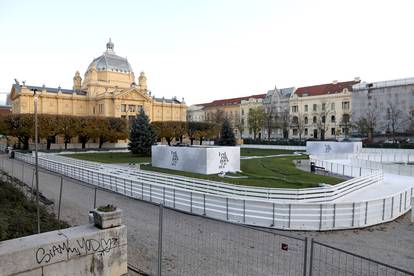 Zagreb: Od danas građani mogu uživati u Adventu koji se službeno otvara u subotu