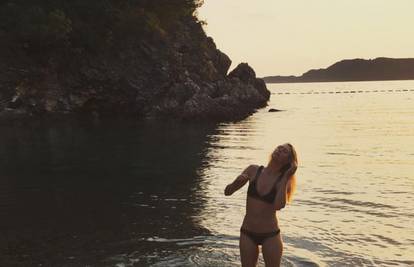 Maria Sharapova u bikiniju je pokazala svoje isklesano tijelo