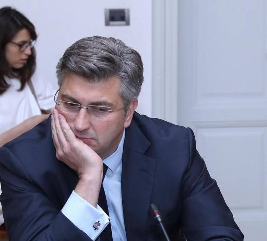 Kuščeviću skidaju imunitet. Pa kako to nije Plenkijev problem?