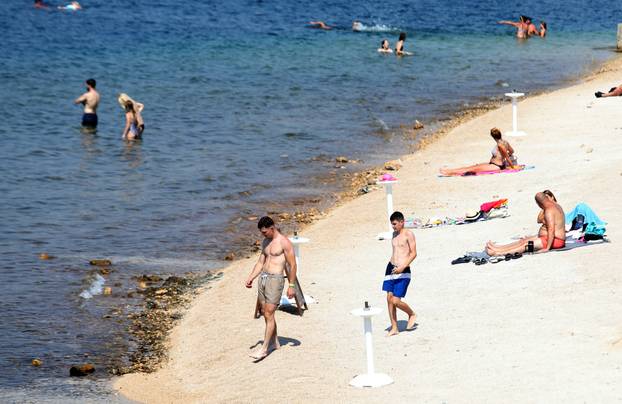 Šibenik: Spas od vrućina u muru