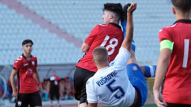 Hajduk slavio i dobio rekordera: Luka Vušković postao najmlađi Hrvat u juniorskoj Ligi prvaka
