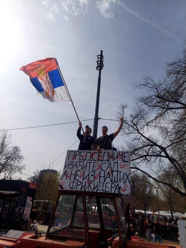 200 slika s masovnog prosvjeda