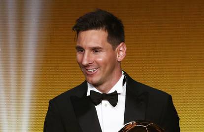 Messi na krovu svijeta! Leo je očekivano osvojio Zlatnu loptu