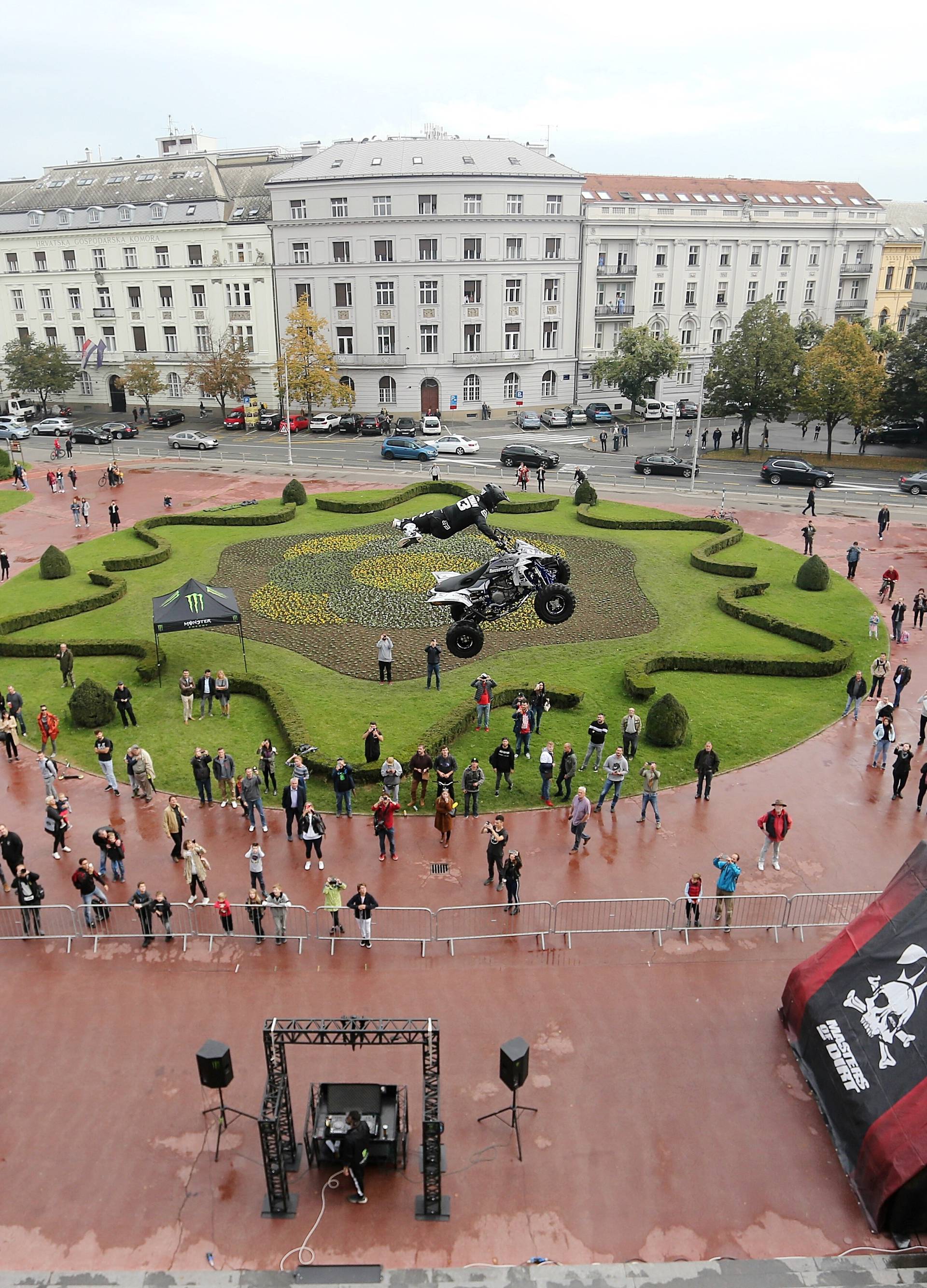 Masters of Dirt: Letjeli su na motociklima u centru Zagreba