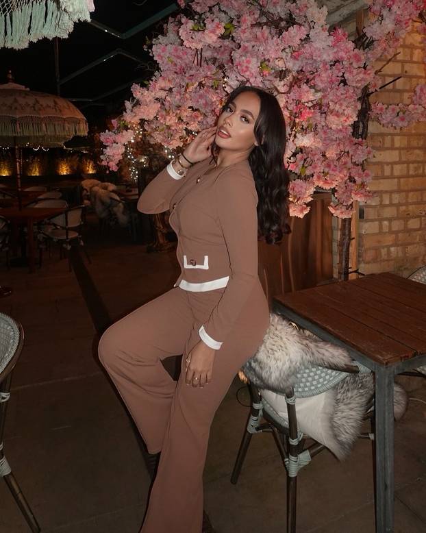 FOTO Ljepotica koja ljubi irskog junaka kvalifikacija za SP: 'Osjećam se kao u oblacima...'