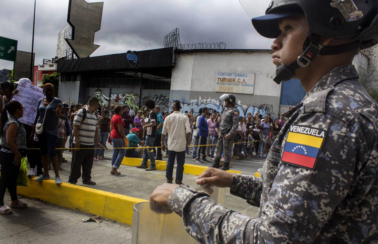 Zbog Madura: Veleposlanike iz Venezuele povuklo 14 zemalja