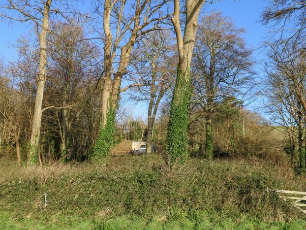 FOTO Od vojarne do top destinacije: Pogledajte kako je ratni bunker postao dom za odmor