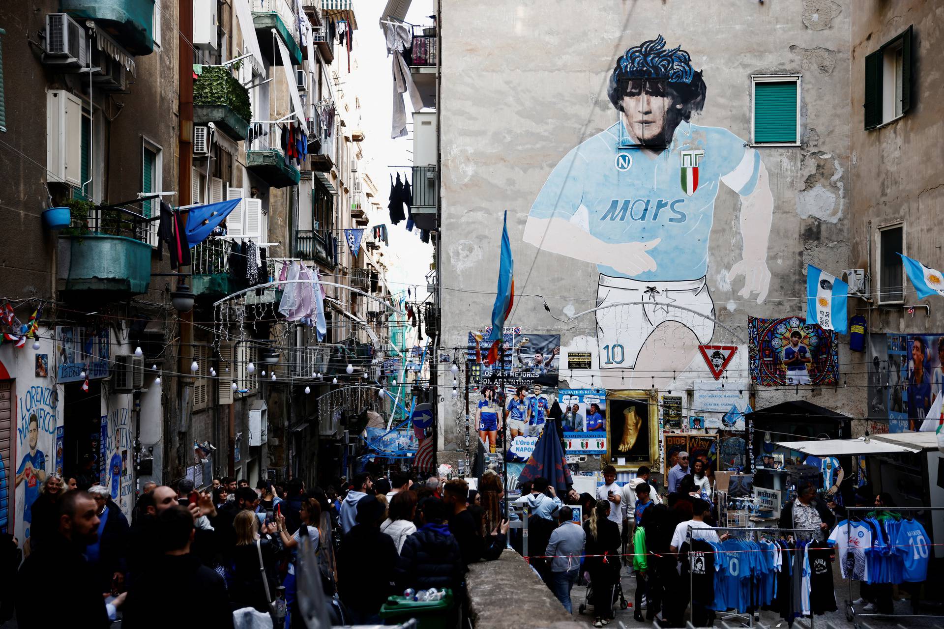 Naples paints the town for first Scudetto since Maradona era