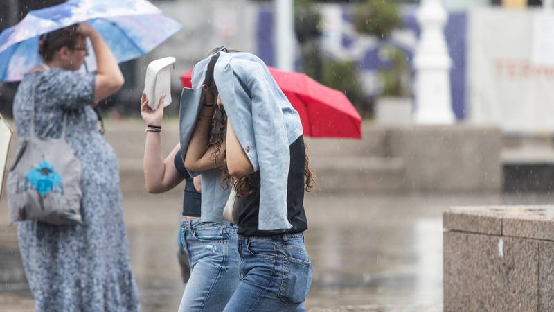 Stiže snažno nevrijeme, tuča i bujične poplave: DHMZ upalio narančasti alarm za više regija
