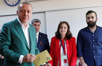 Erdogan: Izgubili smo izbore u Istanbulu, ali ne i u Turskoj
