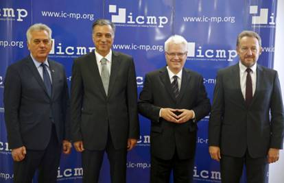 Josipović u Mostaru: "Zločini više nemaju političku zaštitu"