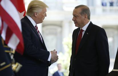 Trump i Erdogan razgovarali o jačanju regionalne stabilnosti