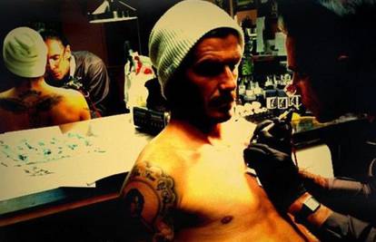 Još jedna tetovaža: Beckham je na vratu tetovirao ime kćeri
