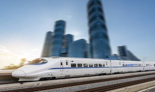 Kinesko-europski &zcaron;eljezni&ccaron;ki ekspres ubrzava trgovinu i ja&ccaron;a globalnu povezanost