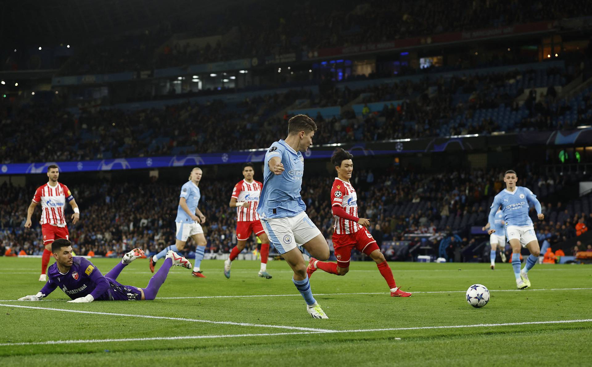 Champions League - Group G - Manchester City v Crvena Zvezda