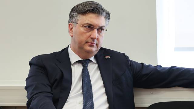 Sisak: Suđenje Đuri Čehuliću optuženom da je javno prijetio premijeru 2020.
