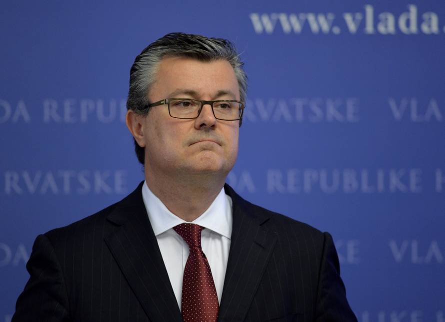 'Neću odstupiti, branit ću se od lažnih optužbi pred Saborom'