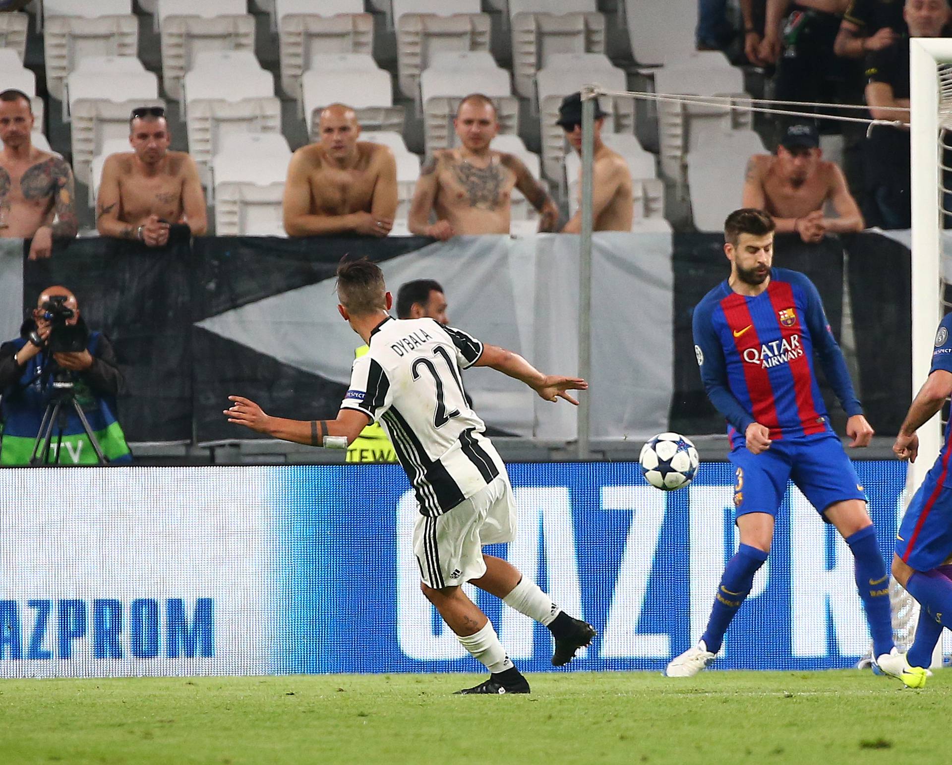 Juventus' Paulo Dybala scores their second goal