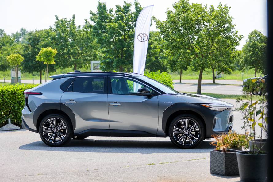 Prva električna Toyota stigla u Hrvatsku na vrijeme za poticaje