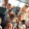 Gužva u kokpitu Croatije: 'Kad poželiš fotografiju s pilotom pa povedeš svu braću i sestre...'