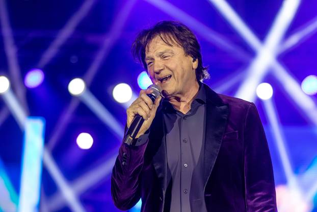 Zdravko Čolić održao koncert u Osijeku